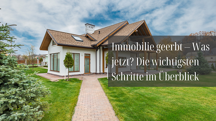 Bild zeigt ein �lteres Haus mit Garten