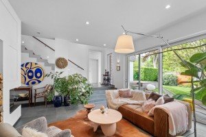 Hauptbild Exklusives Designhaus in Roth - Architektenhaus mit Pool, Gartenidylle und modernem Wohnkonzept