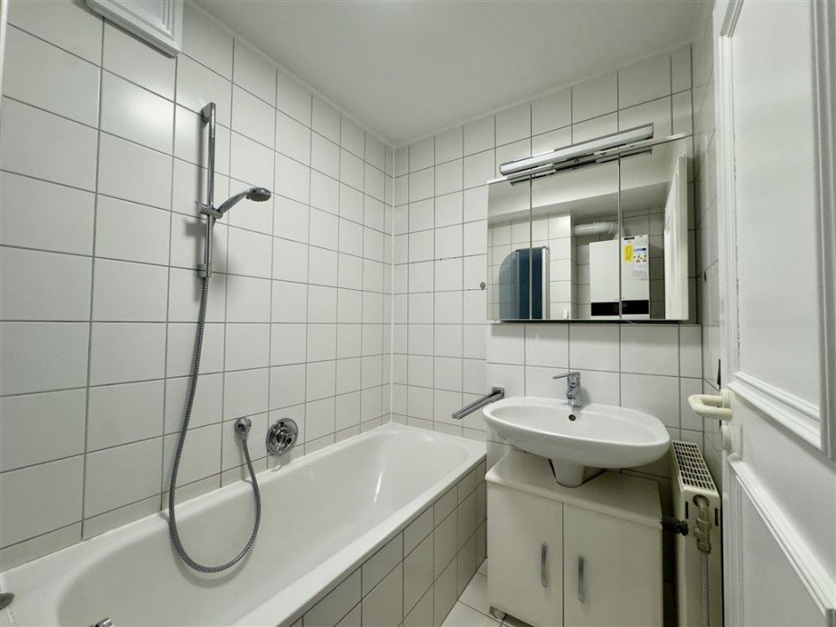 Schlichtes und modernes Badezimmer Erdgeschosswohnung Kulmbach