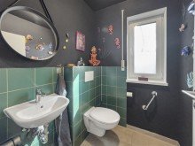 Funktioelles G�ste-WC im EG Modernes Einfamilienhaus mit Gartenprojekt in Gerach