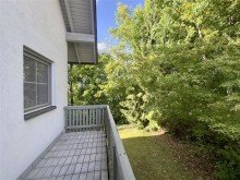 Viel Gr�n und Ruhe - perfekt f�r entspannte Abende Ruhig wohnen, schnell in der Stadt - 2-Zimmer mit Balkon, Garage & EBK