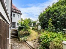 Gro�z�giger Au�enbereich Ein Haus voller M�glichkeiten - f�r Familien, Generationen und Investoren