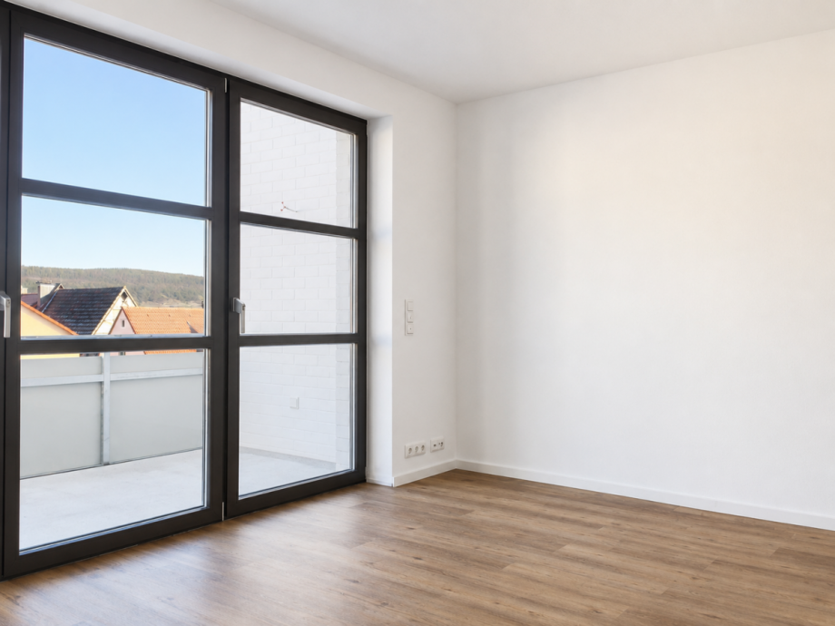 Viel Tageslicht im Wohnzimmer Etagenwohnung Eltmann