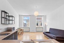Helle Fenster sorgen f�r Wohnlichkeit Kompakte 1-Zimmer-Wohnung mit Einbauk�che in bester Innenstadtlage