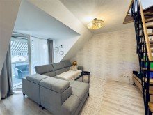 Schickes Wohnzimmer Helle Maisonette-Wohnung in Petzmannsberg
