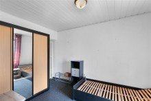 Separates Schlafzimmer mit Zugang zum Bad Sanierungsobjekt mit Charme - Einfamilienhaus in Altenplos zum Gestalten