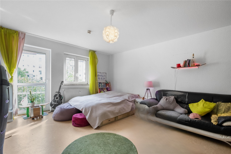 Heller Wohnraum mit Blick ins Gr�ne Etagenwohnung Bamberg