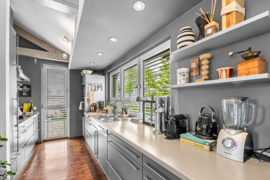 Moderne K�che mit viel Tageslicht Einfamilienhaus Roth