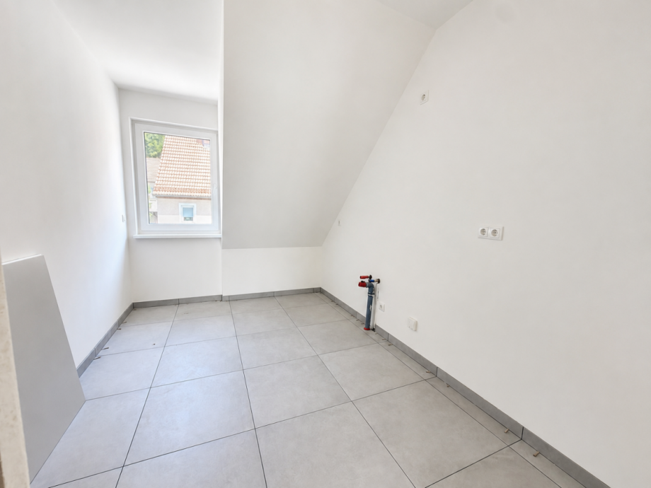 Hier entsteht Ihre neue Traumk�che Dachgeschosswohnung Heiligenstadt in Oberfranken