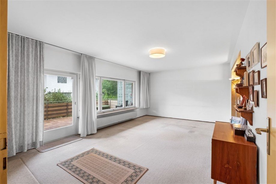 Gro�z�giger Wohnbereich mit angrenzendem Esszimmer Einfamilienhaus Bischberg , Oberfr