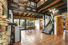 Gro�es Esszimmer mit Schwedenofen Einzigartiges Haus in Ruhiger Lage - Platz f�r Ihre Ideen!