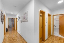 Geordneter Flurbereich inkl. Abstellkammer Solide Kapitalanlage mit laufendem Ertrag - vermietete 4-Zimmer-Wohnung