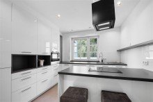 Top ausgetattete K�che inkl. Geschirr Moderne Wohnung in Traumlage - am Dechsendorfer Weiher