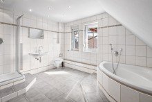 Gro�es Badezimmer im OG Platz f�r die ganze Familie - Gro�z�giges Haus in ruhiger Lage in Kemmern