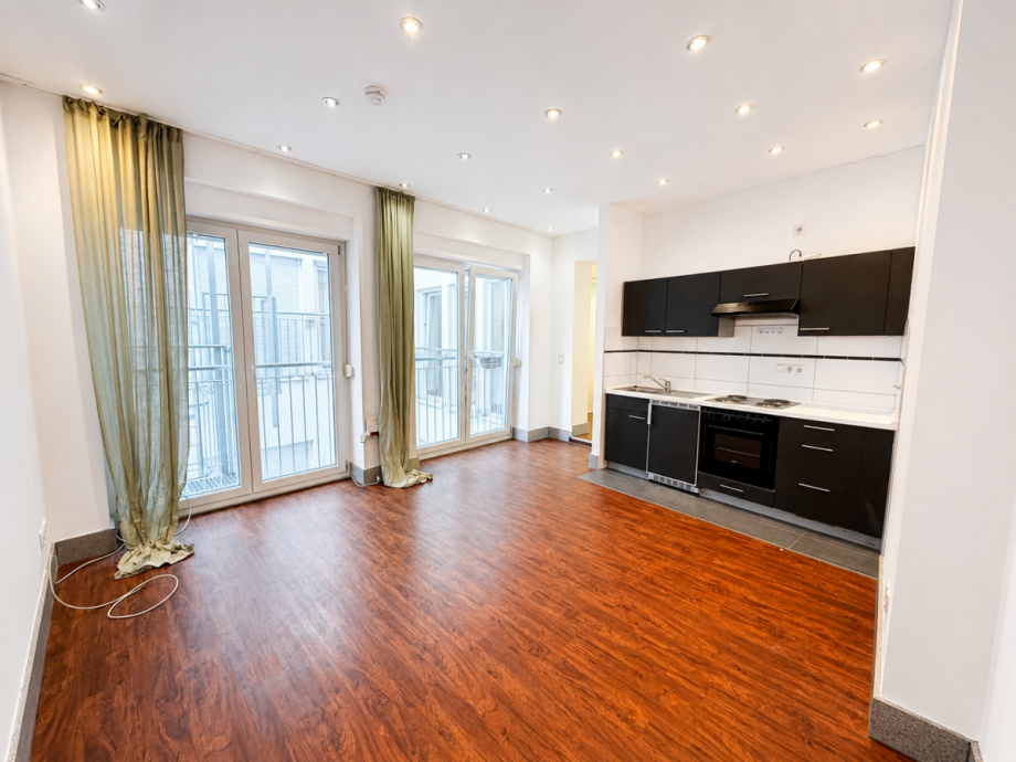 Gro�e Fensterfront bringt viel Licht Etagenwohnung Bamberg