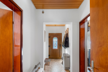 Der zentrale Flur verbindet alle R�ume Kompakt wohnen auf einer Ebene - 3-Zimmer-Haus mit Garten und Garage