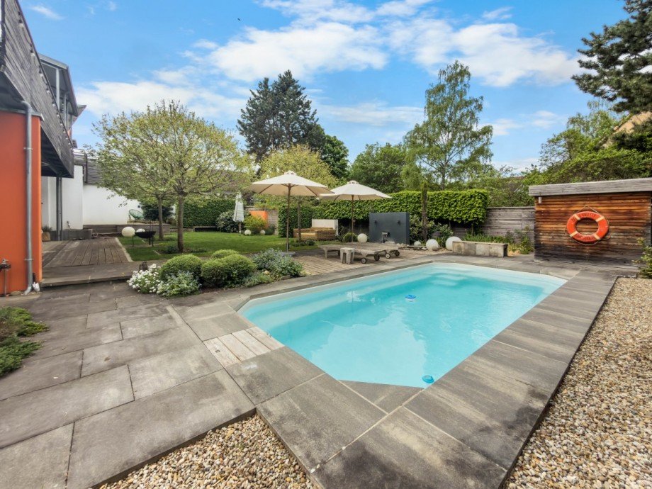 Das absolute Highlight - der hauseigene Pool Einfamilienhaus Roth