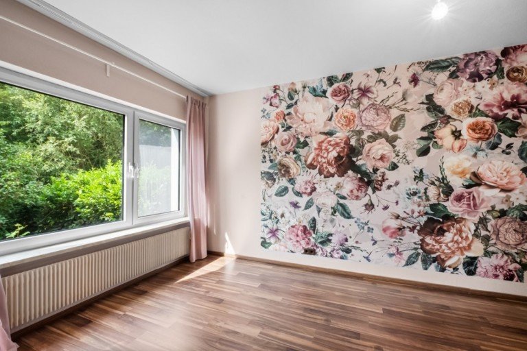 Schlafzimmer im EG der 1. Wohneinheit Schwebheim Zweifamilienhaus Ein Haus voller M�glichkeiten - f�r Familien, Generationen und Investoren