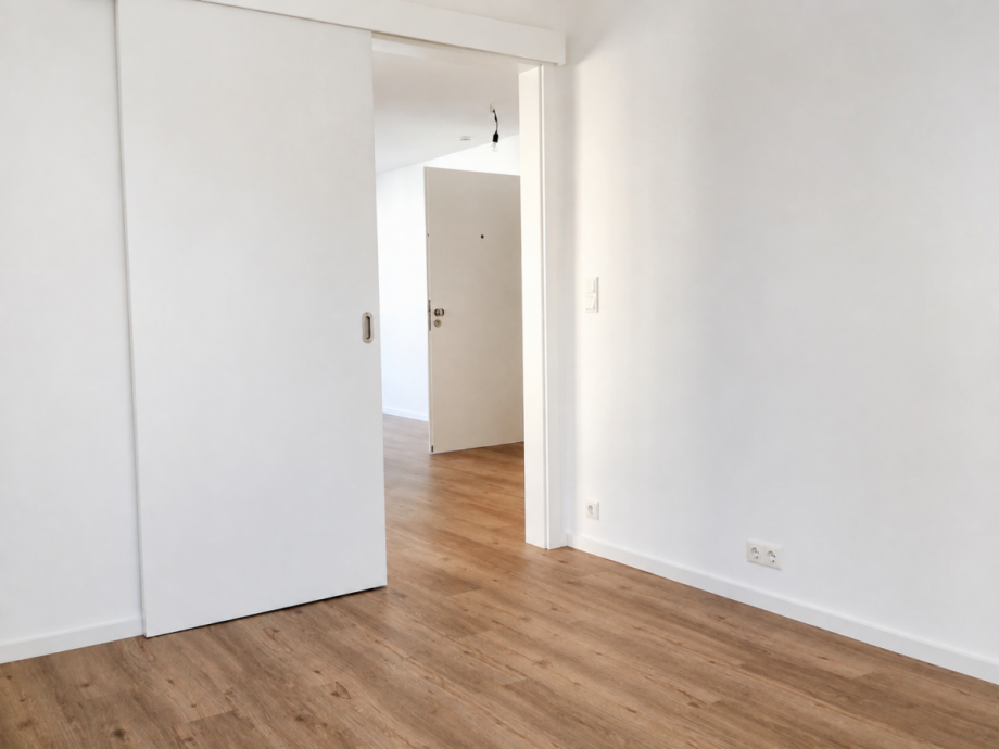 Gut geschnittenes Schlafzimmer Etagenwohnung Eltmann